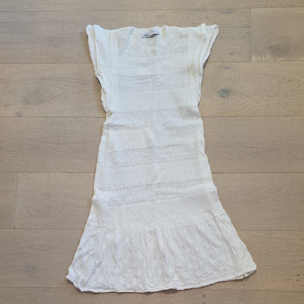 Zara Medium White Knit Dress with Ruffle Hem